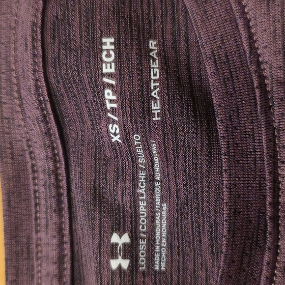 Under Armour Heatgear Heathered Purple Long Sleeve Shirt. Size XS - Picture 2 of 3